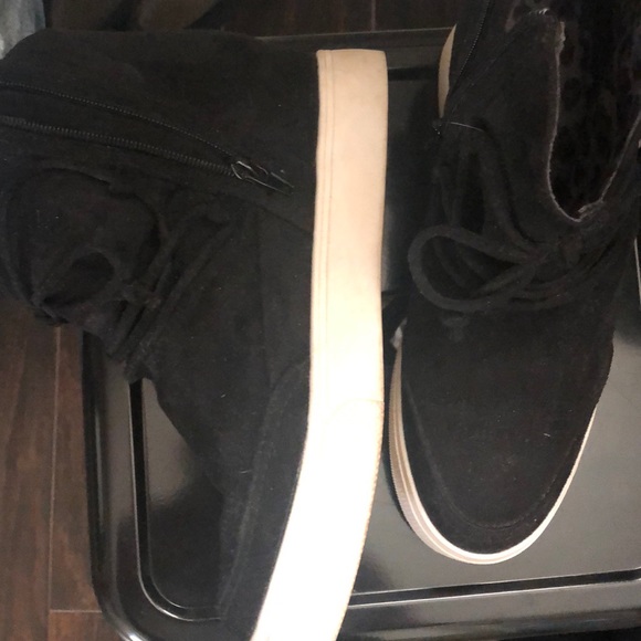 Suede wedge sneaker - Picture 2 of 4